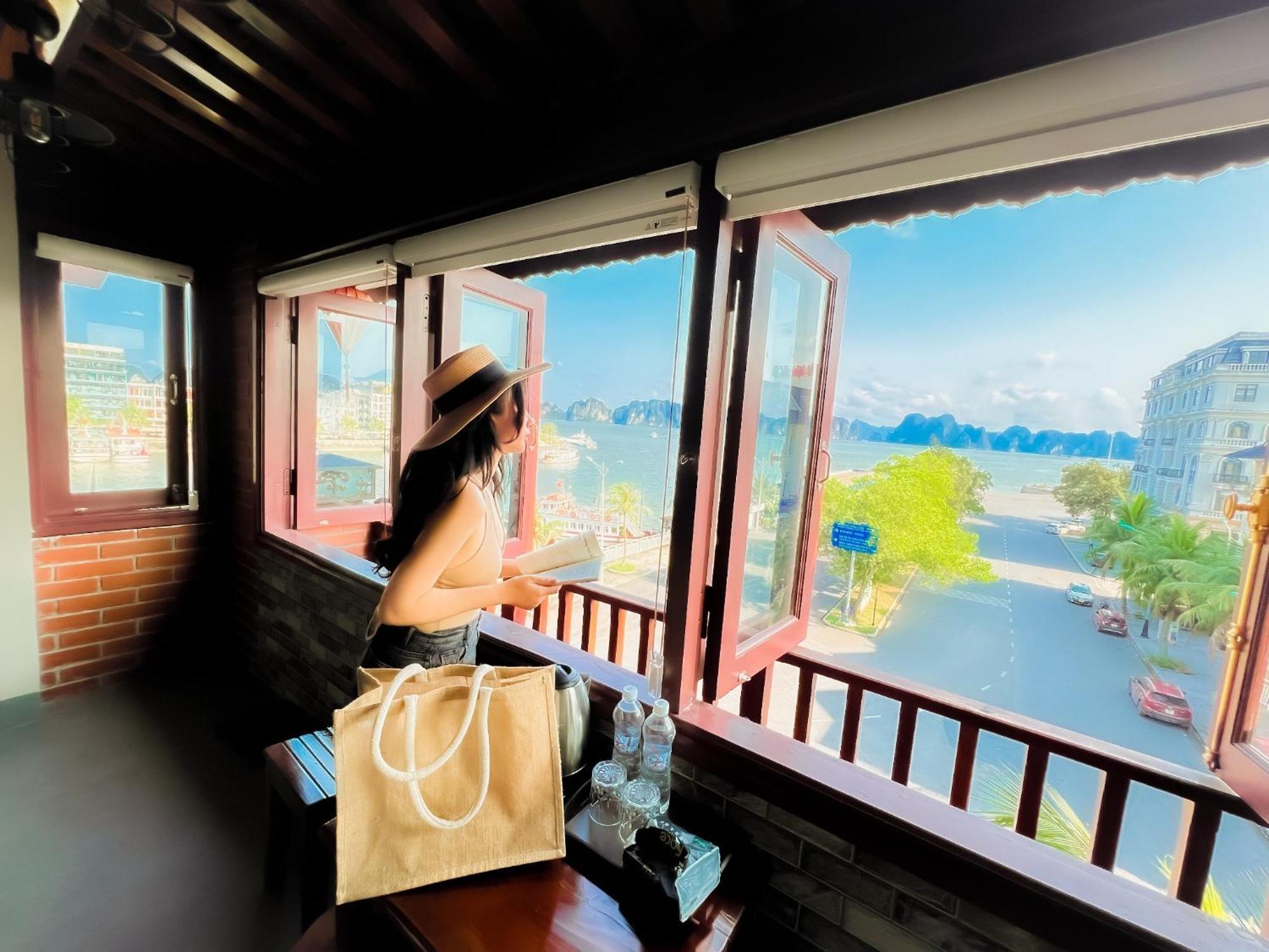 Canh Buom Homestay - Tuan Chau Ha Long Exterior foto